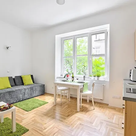 Apartment Fruity Near City Center
